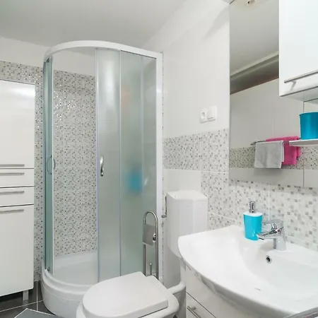 Minago Apartment *
