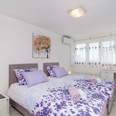 Apartment Minago Split