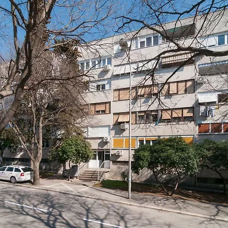 Minago Apartment