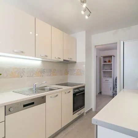Minago Apartment *